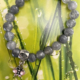 Gray Agate Bracelet with Jeweled Butterfly Charm - New Earth Gifts