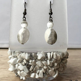 Howlite Cuff Bracelet with White Lace Agate & Mother of Pearl Earrings - New Earth Gifts