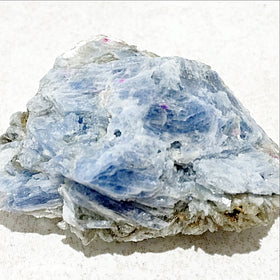 Blue Kyanite is an Ideal Healing Stone -New Earth Gifts