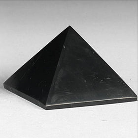 shungite 25mm pyramid - new earth gifts