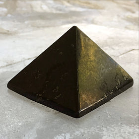 Shungite 45mm pyramid - new earth gifts