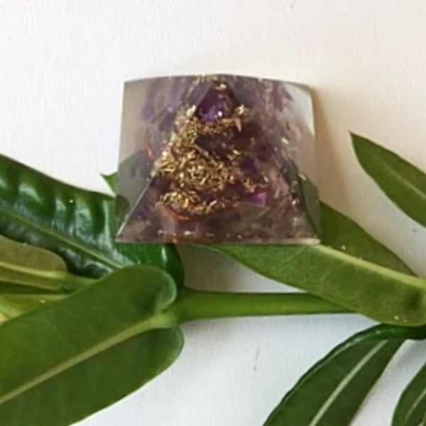 amethyst orgonite pyramid  - new earth gifts