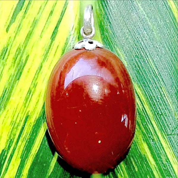 Carnelian Classic Oval Pendant - New Earth Gifts