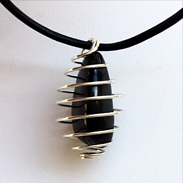 Shungite car shield pendant - new earth gifts